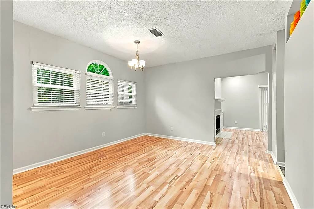 1201 Mill Pond CT, NEWPORT NEWS VA 23602 - Photo 5