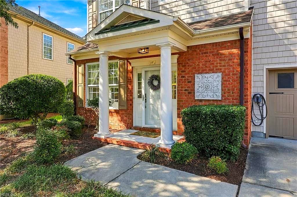 518 Silk Tree LN, CHESAPEAKE VA 23320 - Photo 5