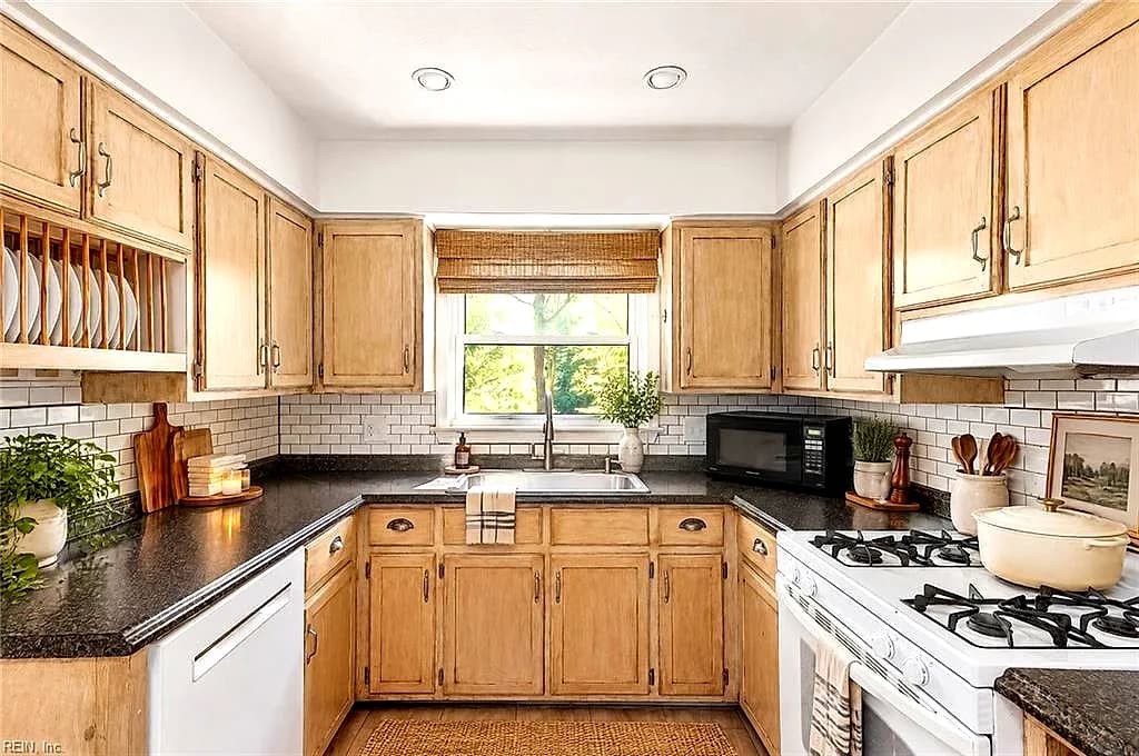 3617 Deerfield DR, SUFFOLK VA 23435 - Photo 3