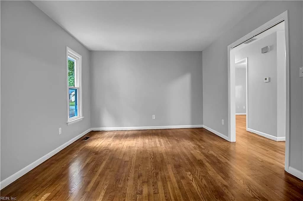 273 Batson DR, NEWPORT NEWS VA 23602 - Photo 4