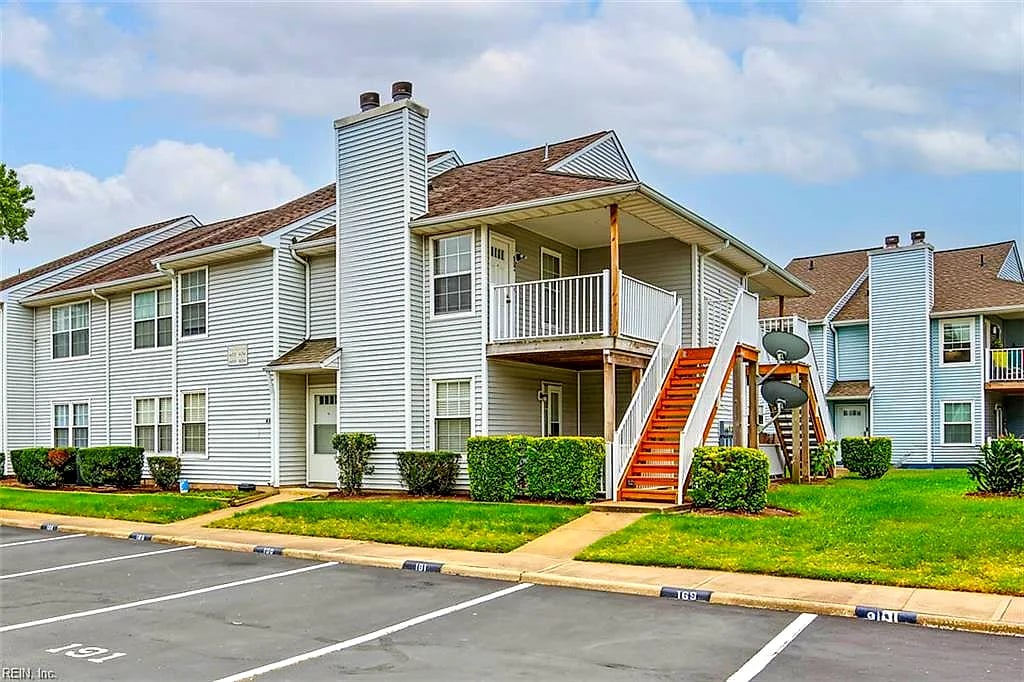 600 Crows Nest Ct, Virginia Beach, VA