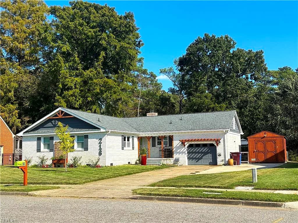 216 Stubbs DR, CHESAPEAKE VA 23323 - Photo 3