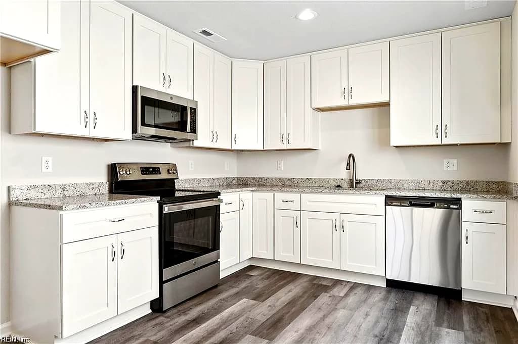 930 Railroad AVE, CHESAPEAKE VA 23324 - Photo 3