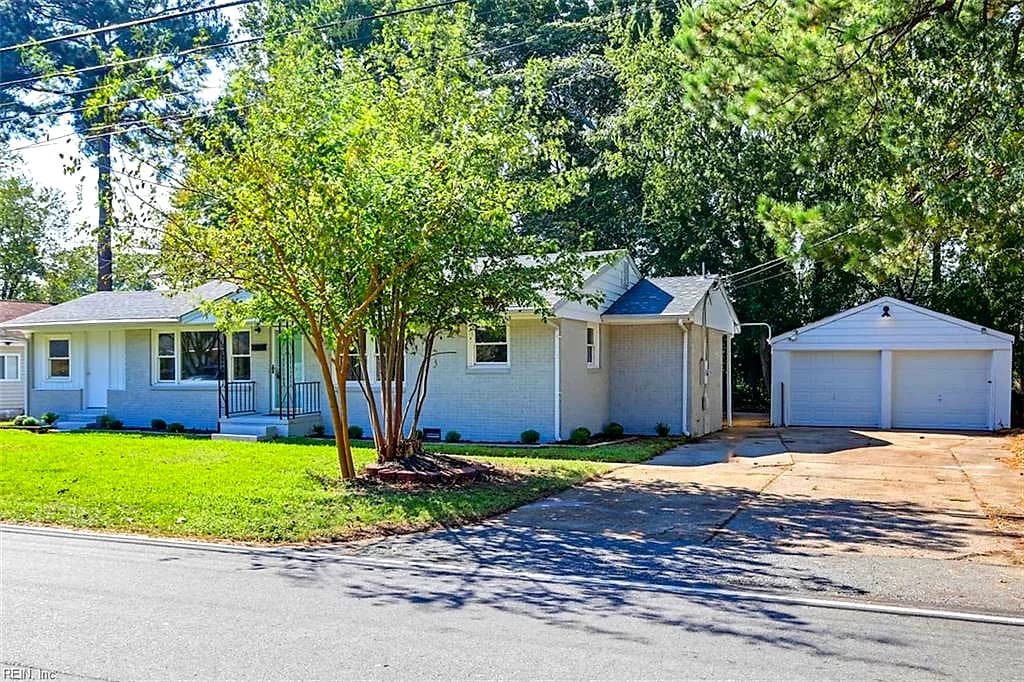 45 Salem ST, HAMPTON VA 23669 - Photo 2