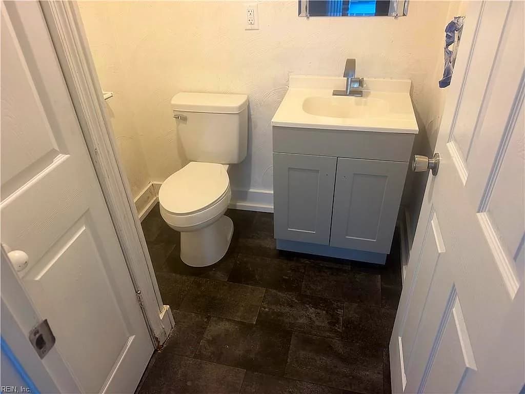 64 Manly ST, PORTSMOUTH VA 23702 - Photo 5