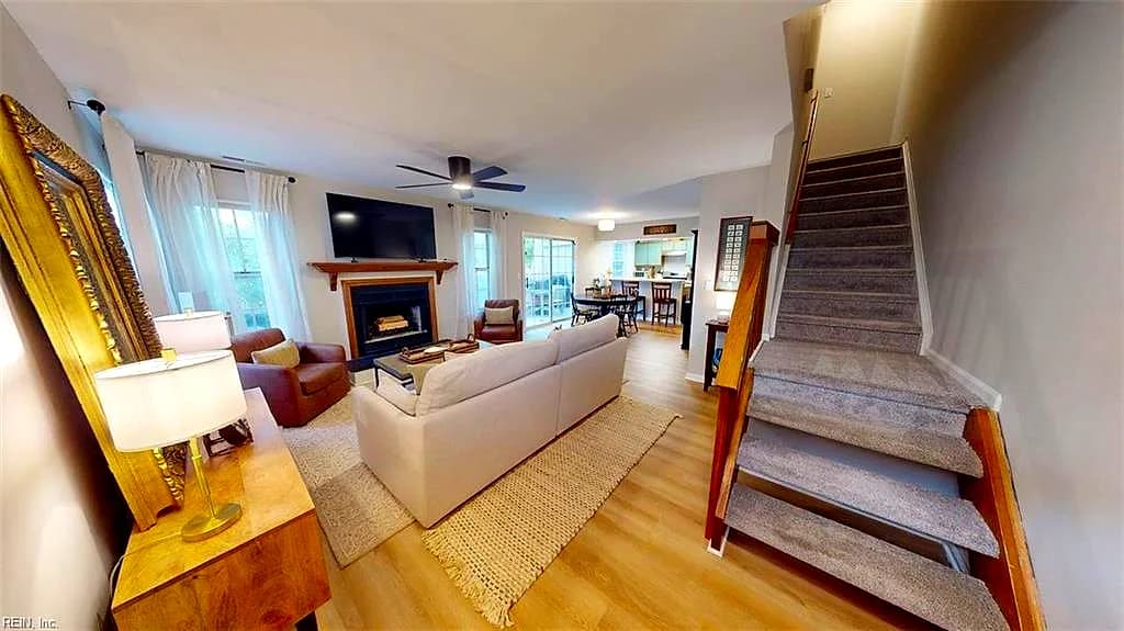 4407 Segovia CT, VIRGINIA BEACH VA 23462 - Photo 3