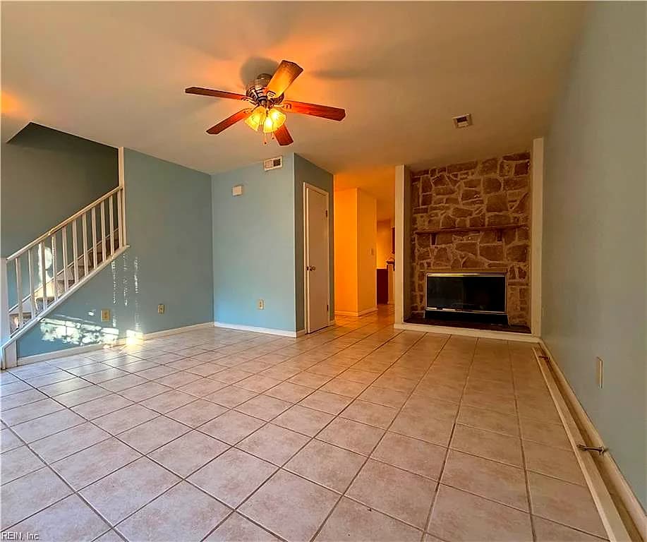 110 Heather WAY #F, YORKTOWN VA 23693 - Photo 5