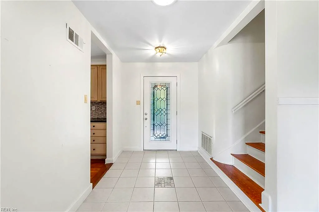 4473 Blackbeard RD, VIRGINIA BEACH VA 23455 - Photo 4