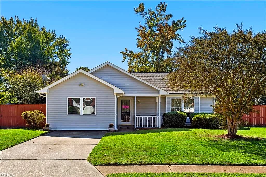 2 Easthill CT, HAMPTON VA 23664 - Photo 3