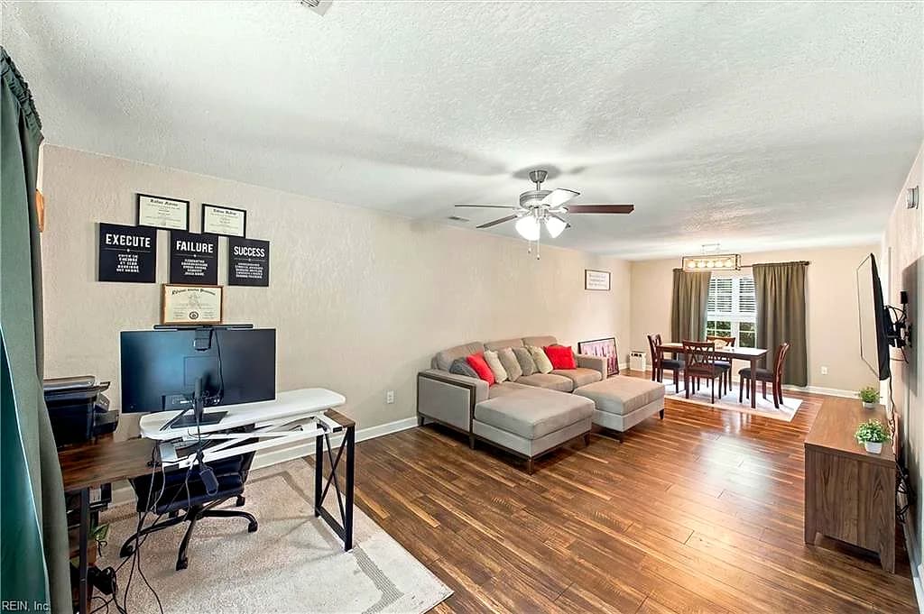 101 Richneck RD, NEWPORT NEWS VA 23608 - Photo 5