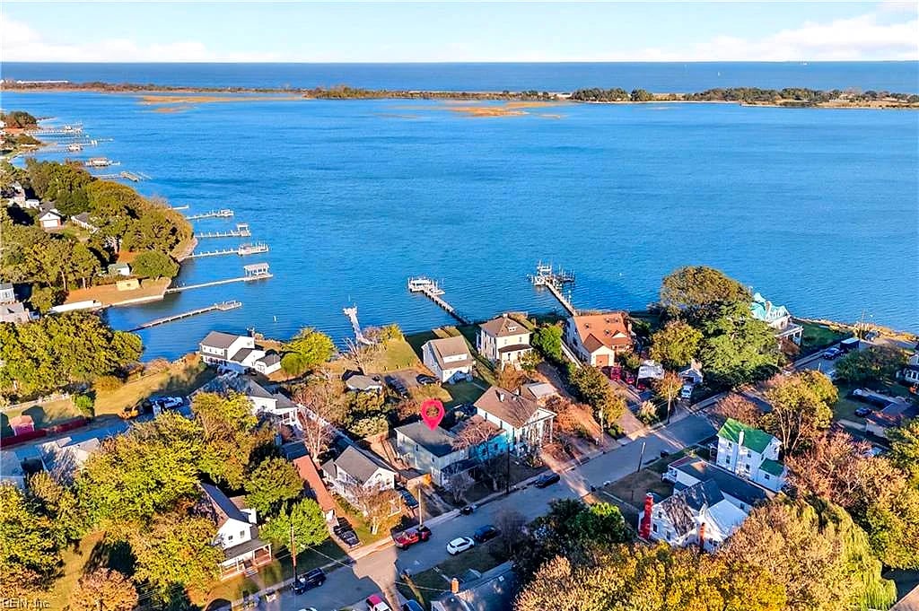 113 E Virginia AVE, HAMPTON VA 23663