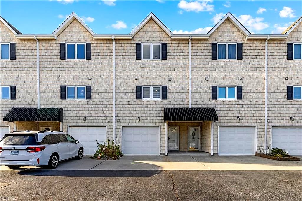 3220 Shore Dr, Virginia Beach, VA