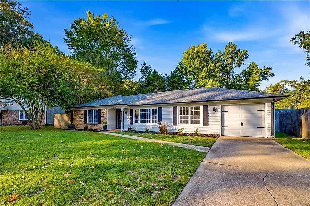 1704 Placid CT, VIRGINIA BEACH VA 23453 - Main photo