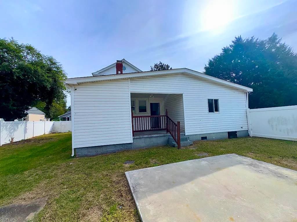 2212 Des Moines AVE, PORTSMOUTH VA 23704 - Photo 3