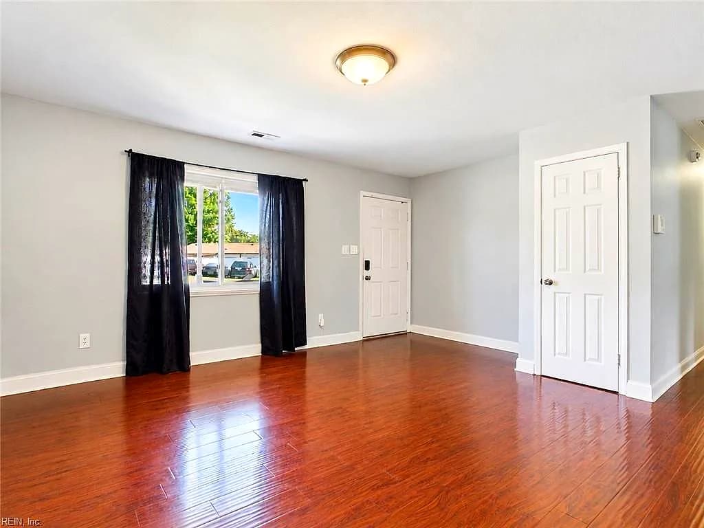 3057 Kenelm DR, CHESAPEAKE VA 23323 - Photo 3