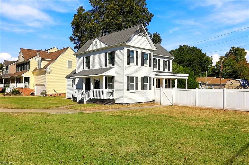 2 Nicole CT, HAMPTON VA 23669 - Photo 3