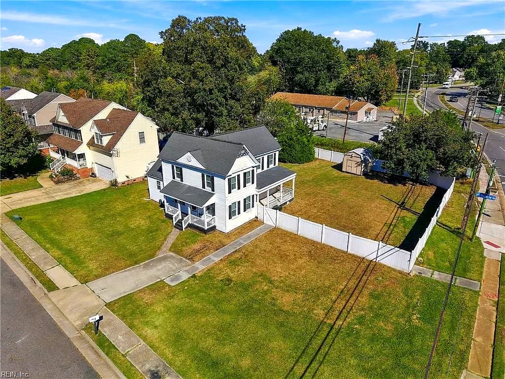 2 Nicole CT, HAMPTON VA 23669 - Photo 5