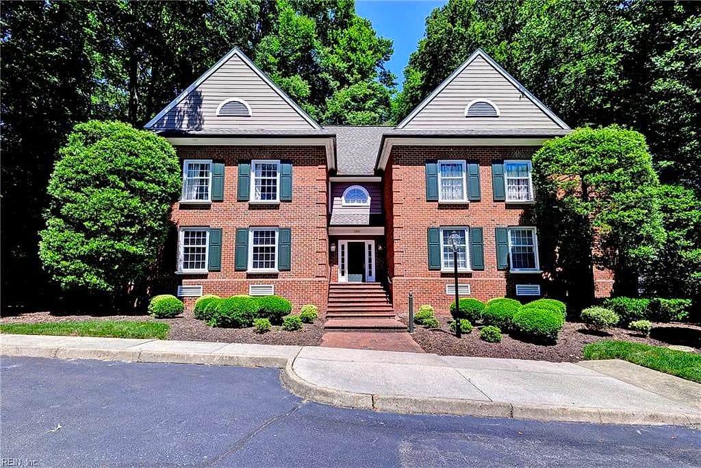 208 Woodmere DR #C, WILLIAMSBURG VA 23185 - Photo 2