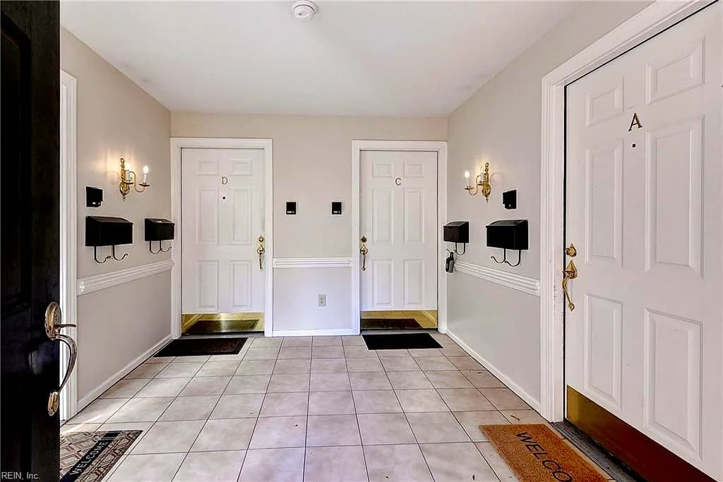 208 Woodmere DR #C, WILLIAMSBURG VA 23185 - Photo 5