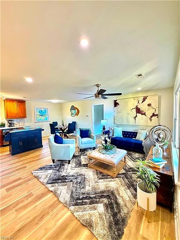 2489 Stribing LN, NORFOLK VA 23518 - Photo 4