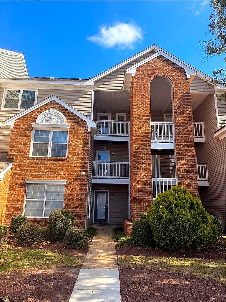 4185 Laurel Green Cir, Virginia Beach, VA