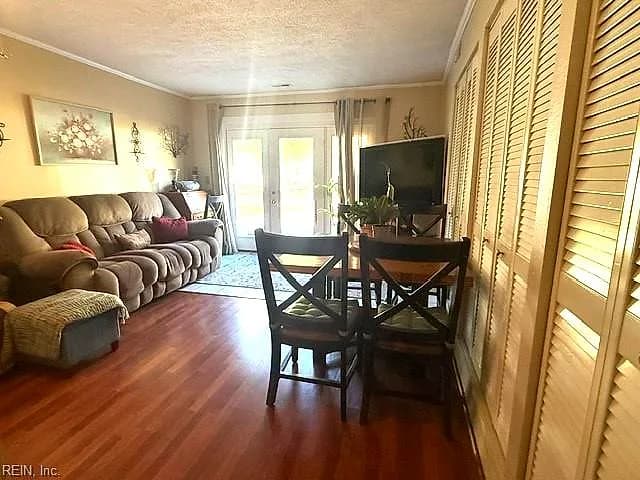 422 Barcelona LN, VIRGINIA BEACH VA 23452 - Photo 5