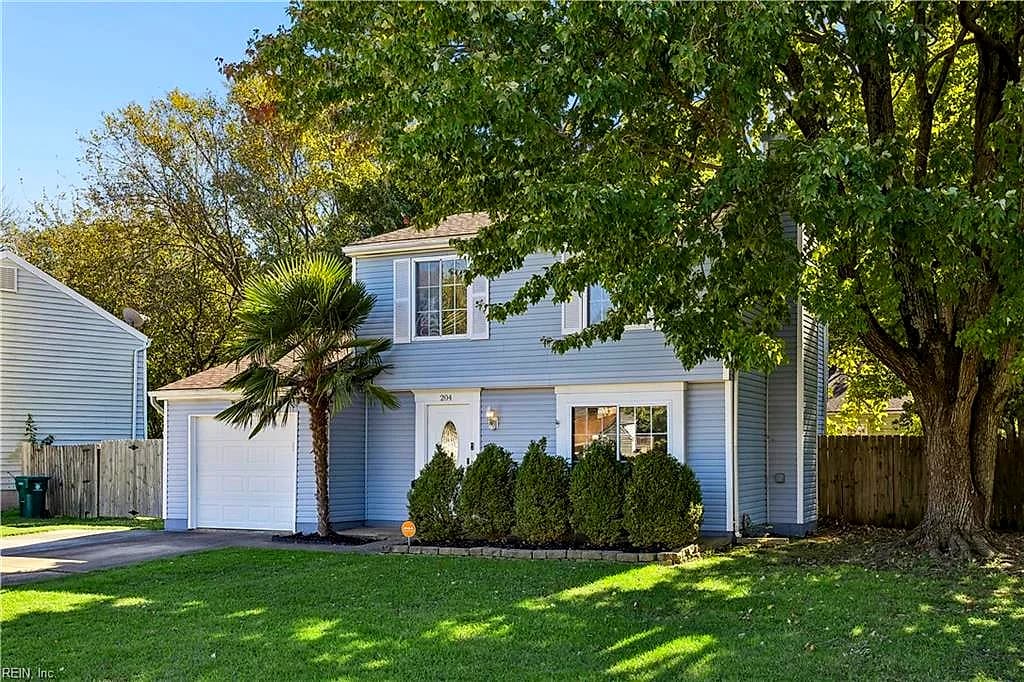 204 Charlotte DR, NEWPORT NEWS VA 23601 - Photo 3