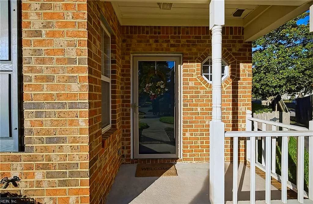 612 W Lake CIR #53, CHESAPEAKE VA 23322 - Photo 5