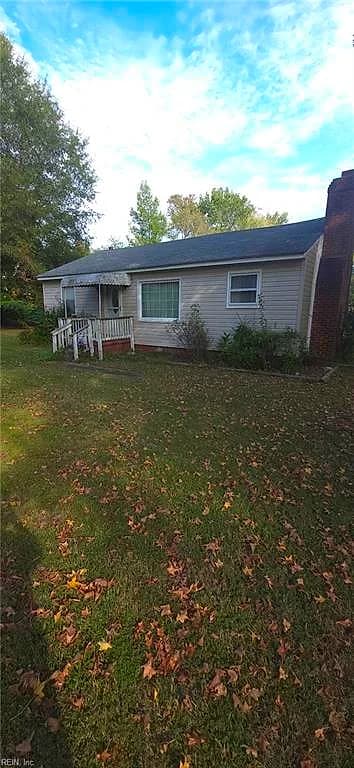1153 Waters RD, CHESAPEAKE VA 23322 - Photo 2