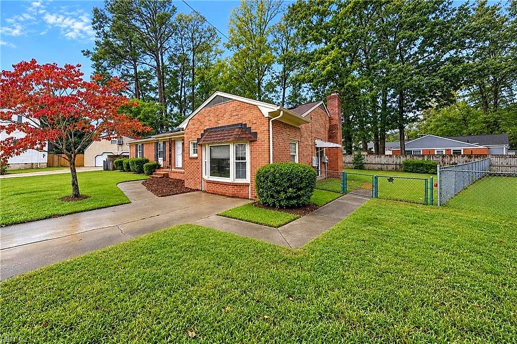 918 Arnett DR, NEWPORT NEWS VA 23608 - Photo 4