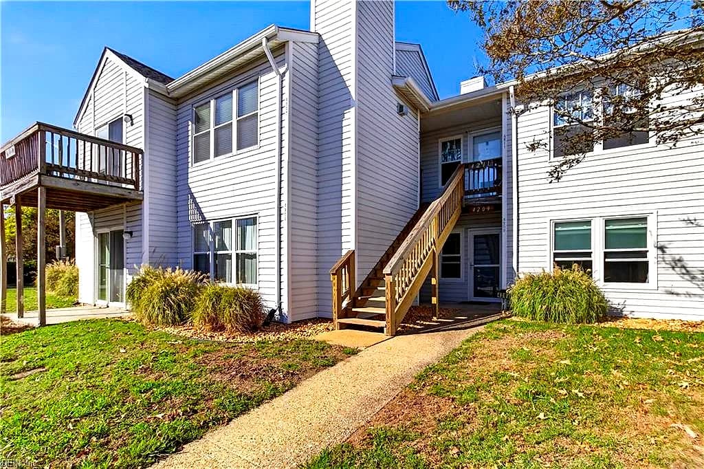 4207 Beasley CT, VIRGINIA BEACH VA 23462 - Main photo