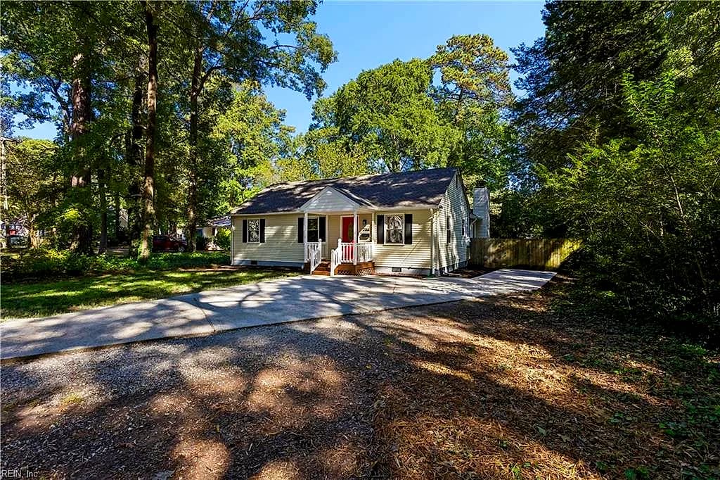 214 Pine Grove RD #A, NEWPORT NEWS VA 23601 - Photo 3