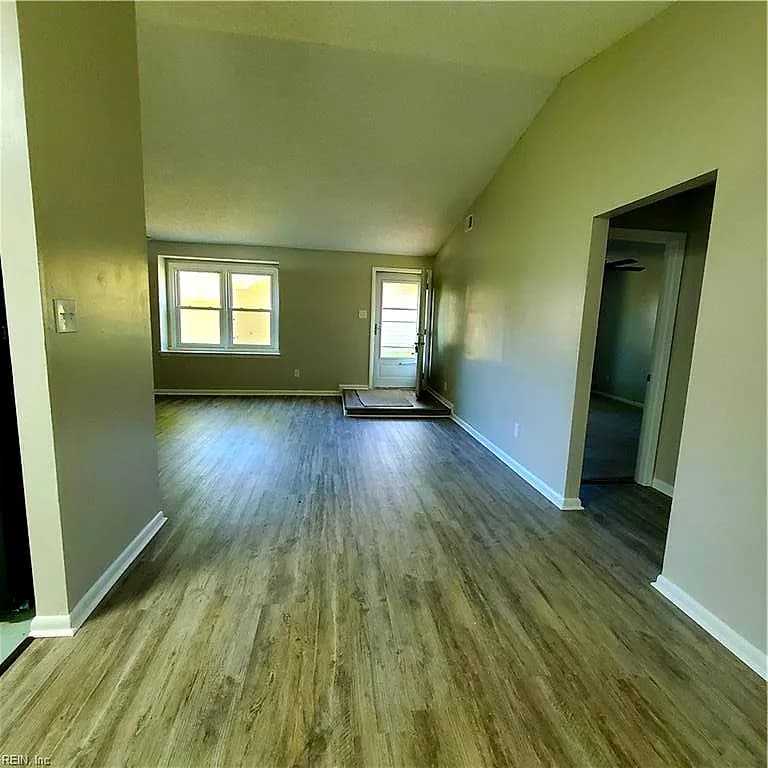 1104 Tarragon CT, VIRGINIA BEACH VA 23462 - Photo 4