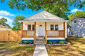 207 N Capital ST, SUFFOLK VA 23434 - Photo 2