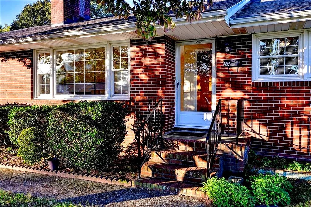 10 Calvert DR, NEWPORT NEWS VA 23601 - Photo 3