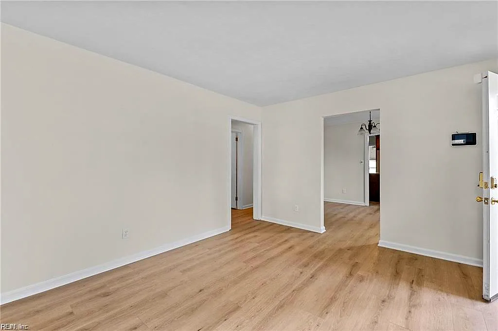 600 North AVE, NEWPORT NEWS VA 23601 - Photo 4