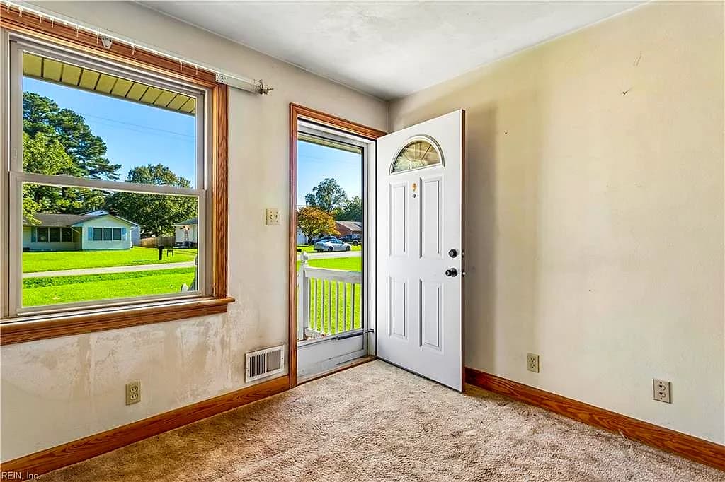 2408 Drum Creek RD, CHESAPEAKE VA 23321 - Photo 5