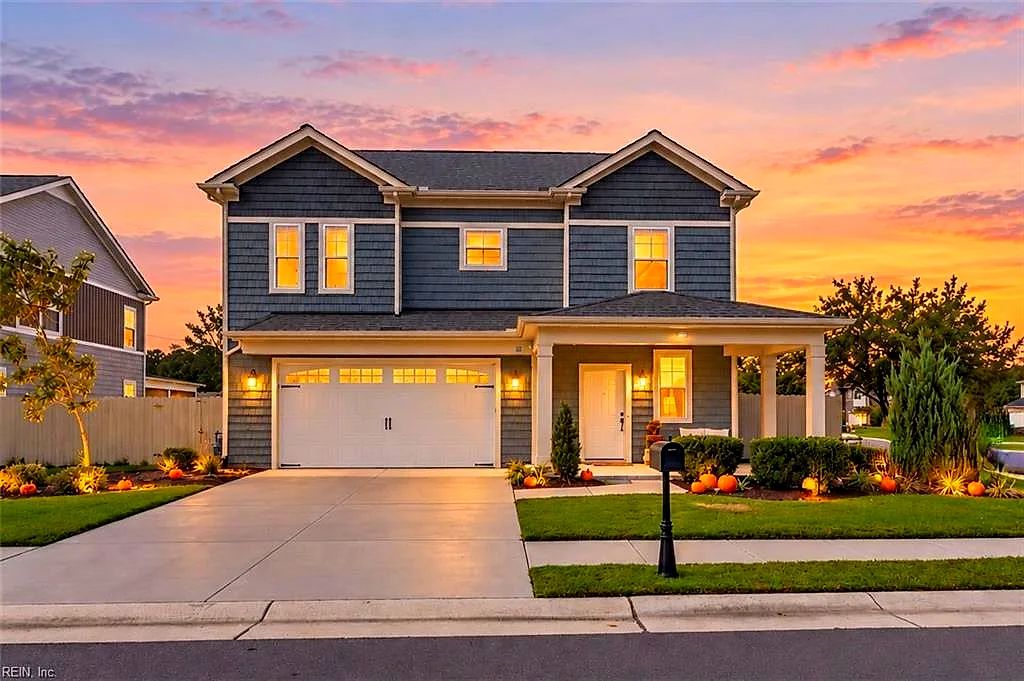 1900 Briton LN, Chesapeake — 4 bed Residential, 2,445 sqft