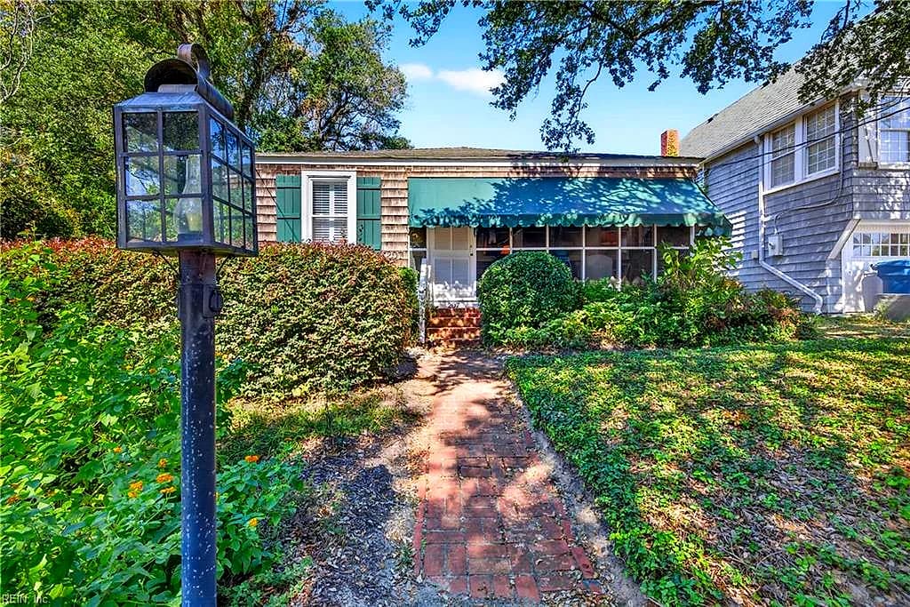 207 81st ST, VIRGINIA BEACH VA 23451 - Photo 2