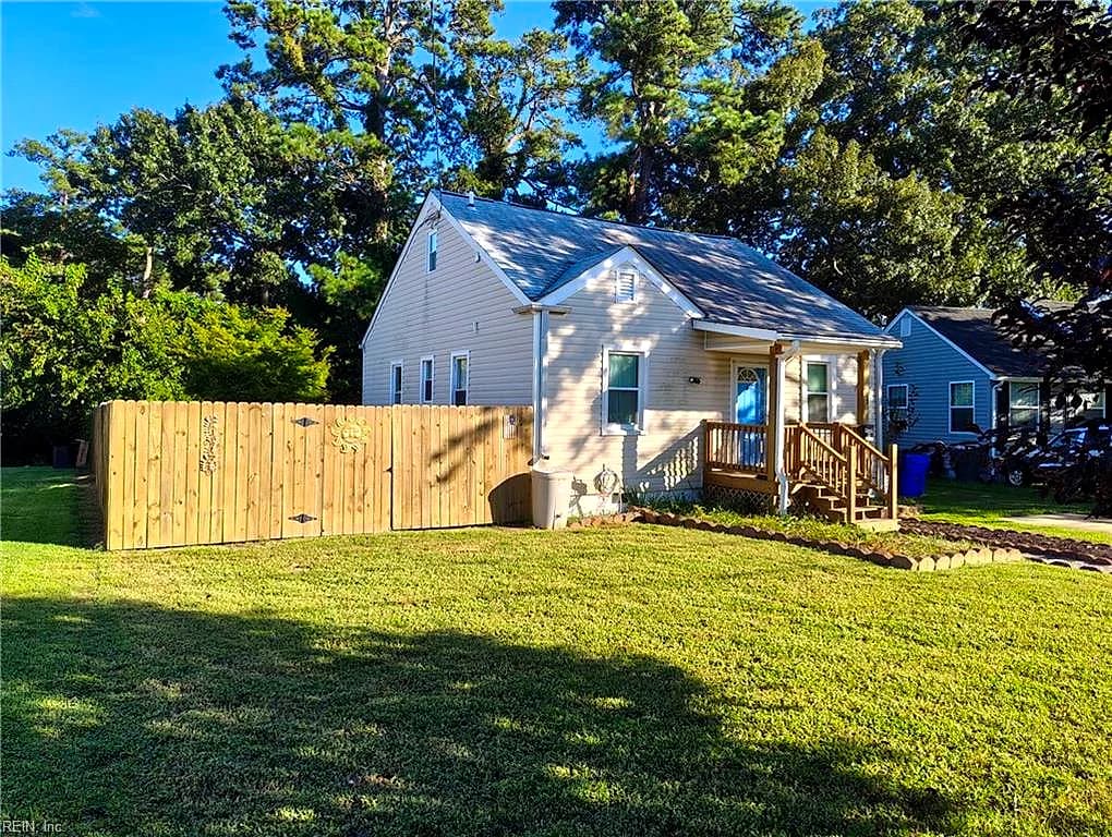 939 S Quail ST, NORFOLK VA 23513 - Main photo
