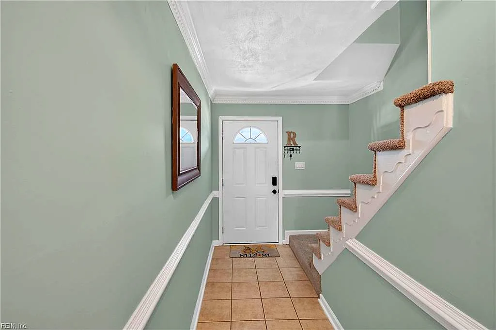428 San Roman DR, CHESAPEAKE VA 23322 - Photo 3