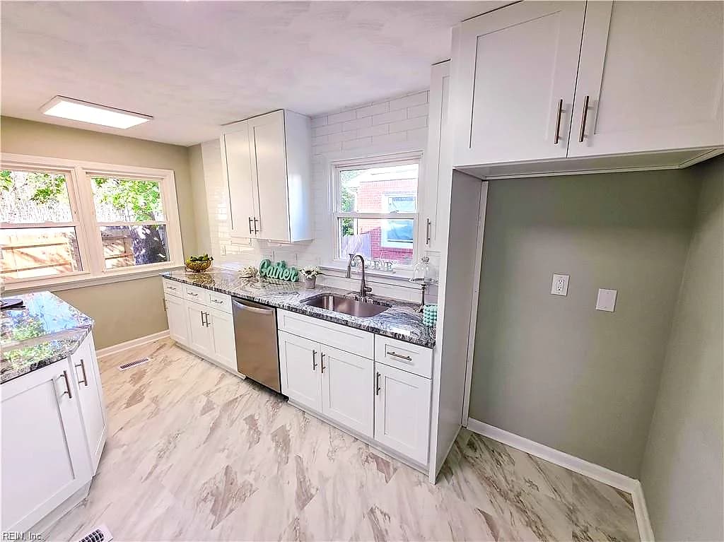 8321 Old Ocean View RD, NORFOLK VA 23518 - Photo 5