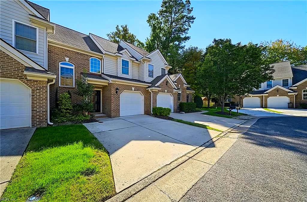 114 Bluff TER, NEWPORT NEWS VA 23602 - Photo 3