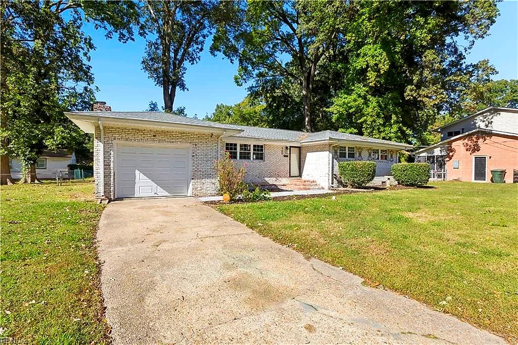 169 D Lane DR, NEWPORT NEWS VA 23608 - Photo 3