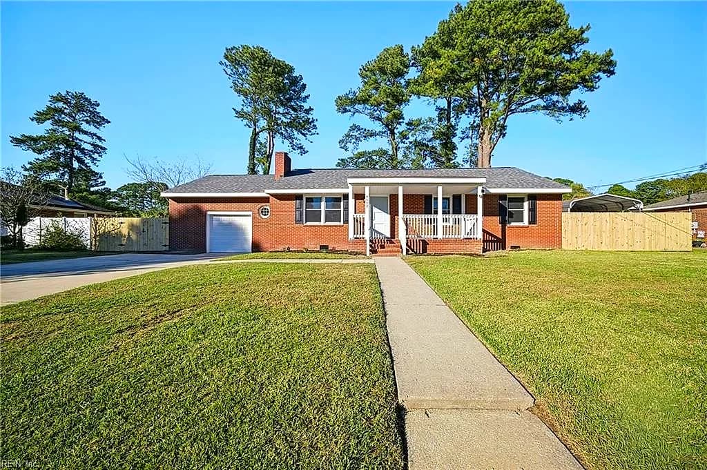 4012 Santa Maria DR, CHESAPEAKE VA 23321 - Photo 2