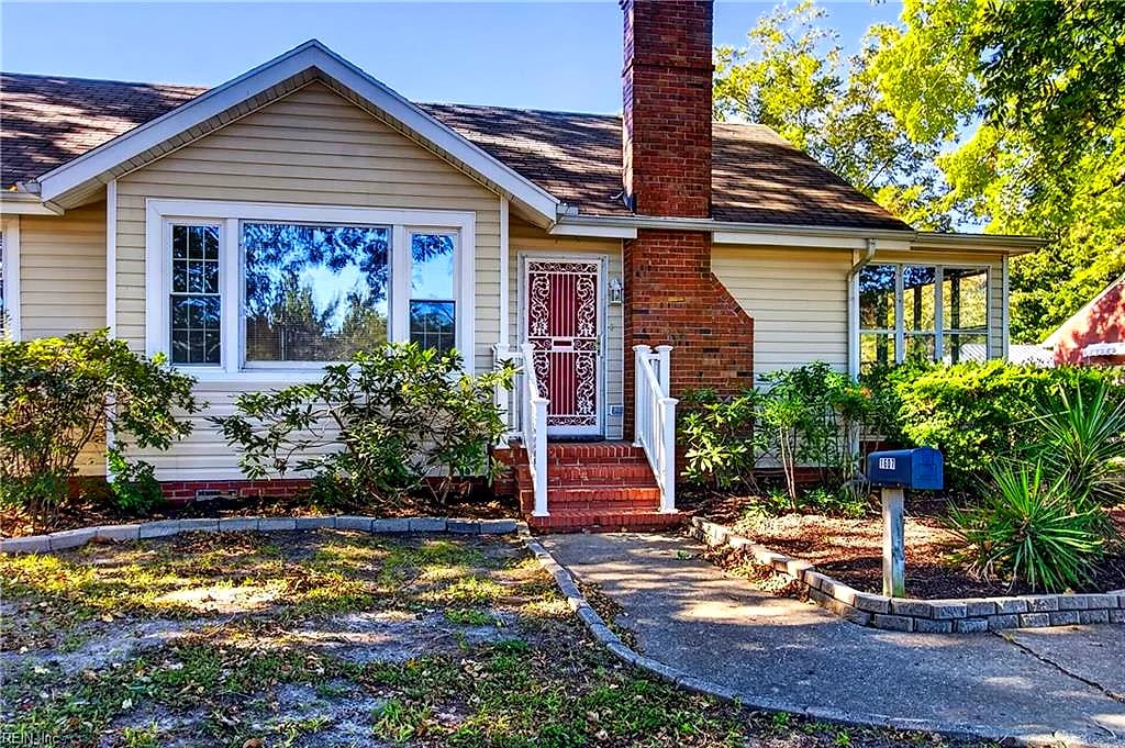 1607 N Armistead Ave, Hampton, VA