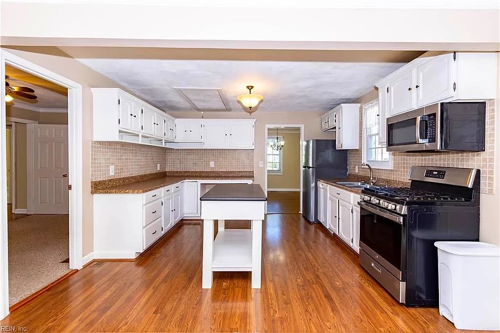 103 Hodges Manor RD, PORTSMOUTH VA 23703 - Photo 5