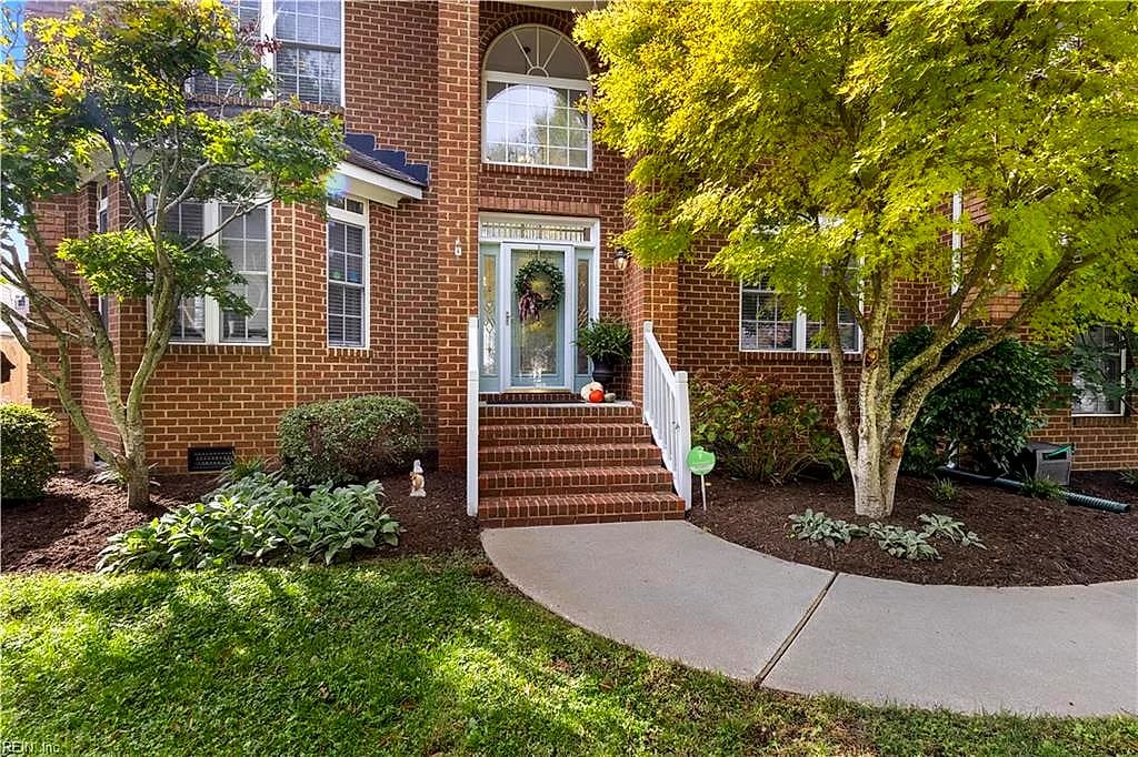 5717 Warning ST, VIRGINIA BEACH VA 23464 - Photo 4