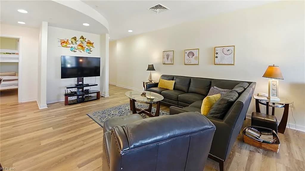 3700 Sandpiper RD #220A, VIRGINIA BEACH VA 23456 - Photo 5