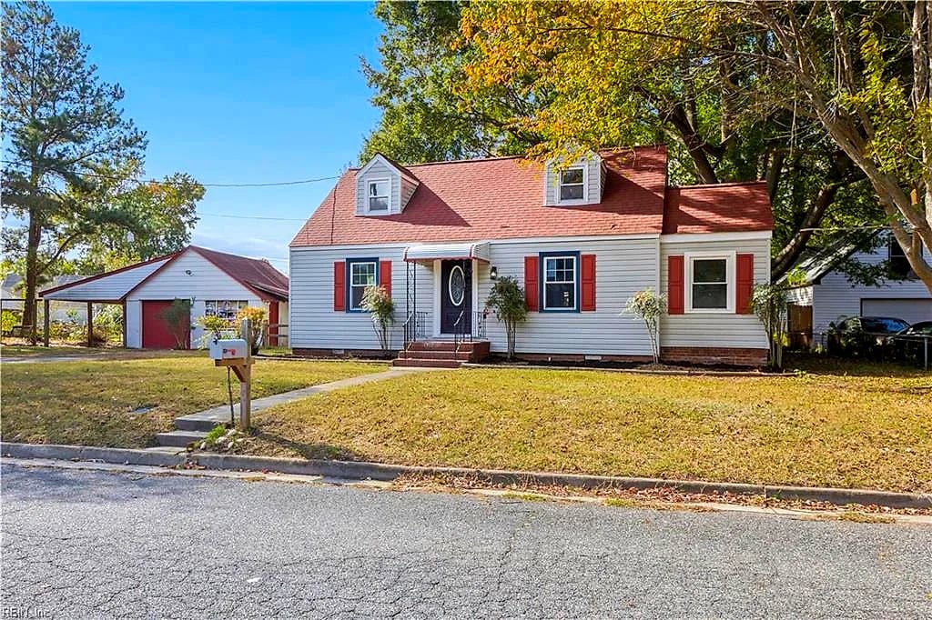 15 Roberts Ct E, Portsmouth, VA